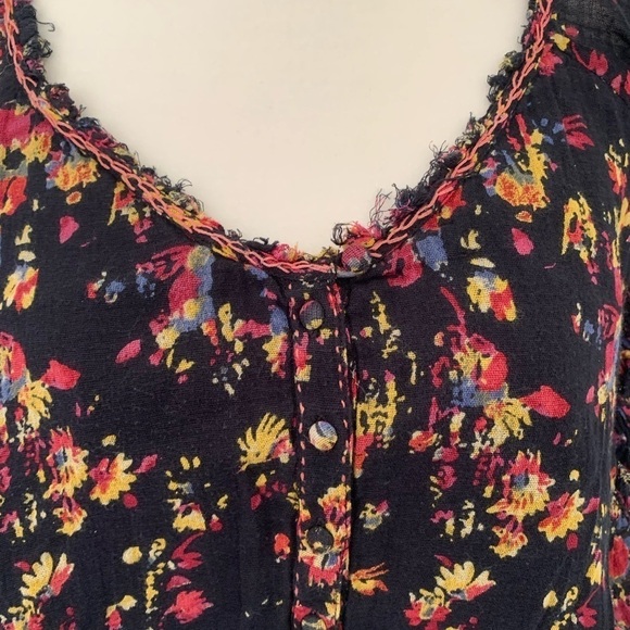 Free People Multi-Colored Boho Frayed Blouse Size XS - Picture 4 of 11